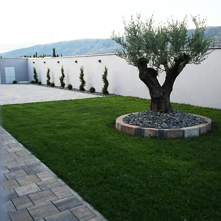 Villa Novaris *